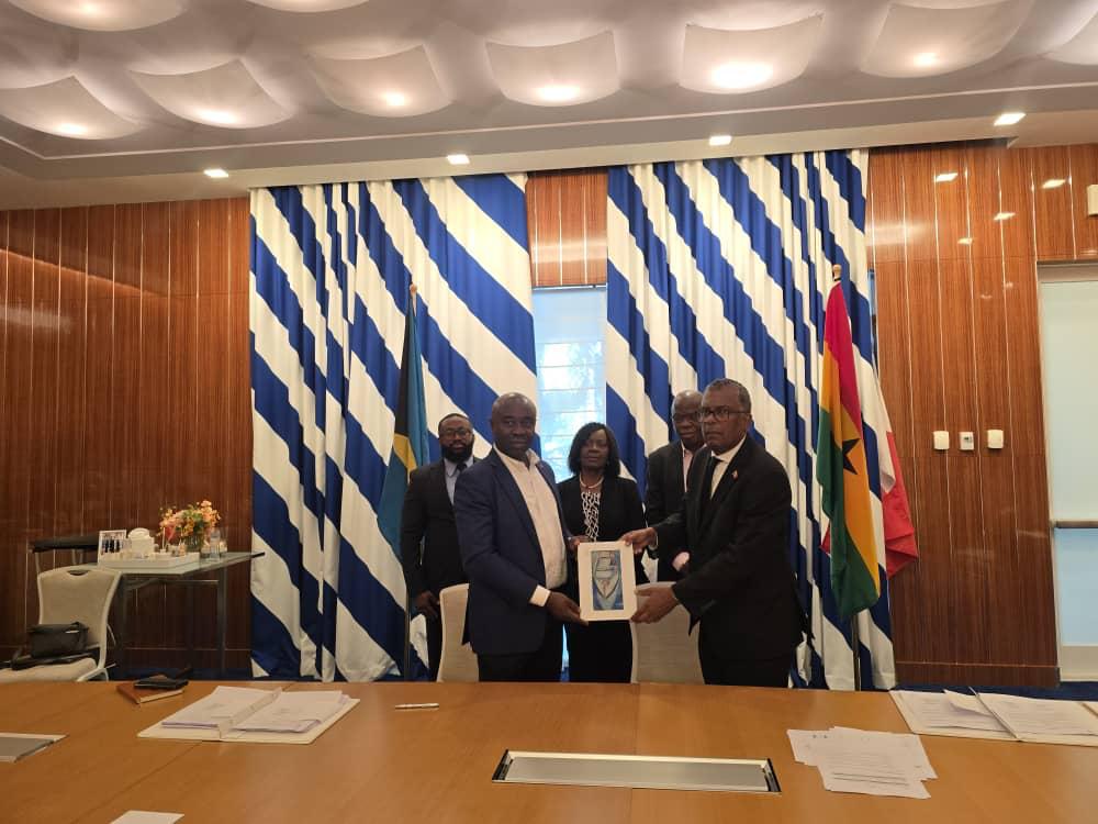 Ghana, Bahamas sign MoU to recruit teachers and nurses