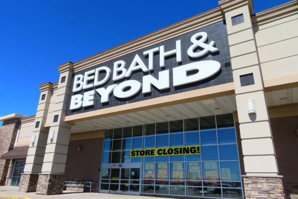 What's Going On With Bed Bath & Beyond Stock?