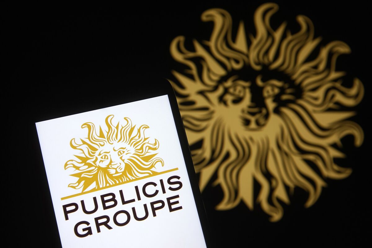 Publicis to Buy Singapore Meme Creator in Social Media Push