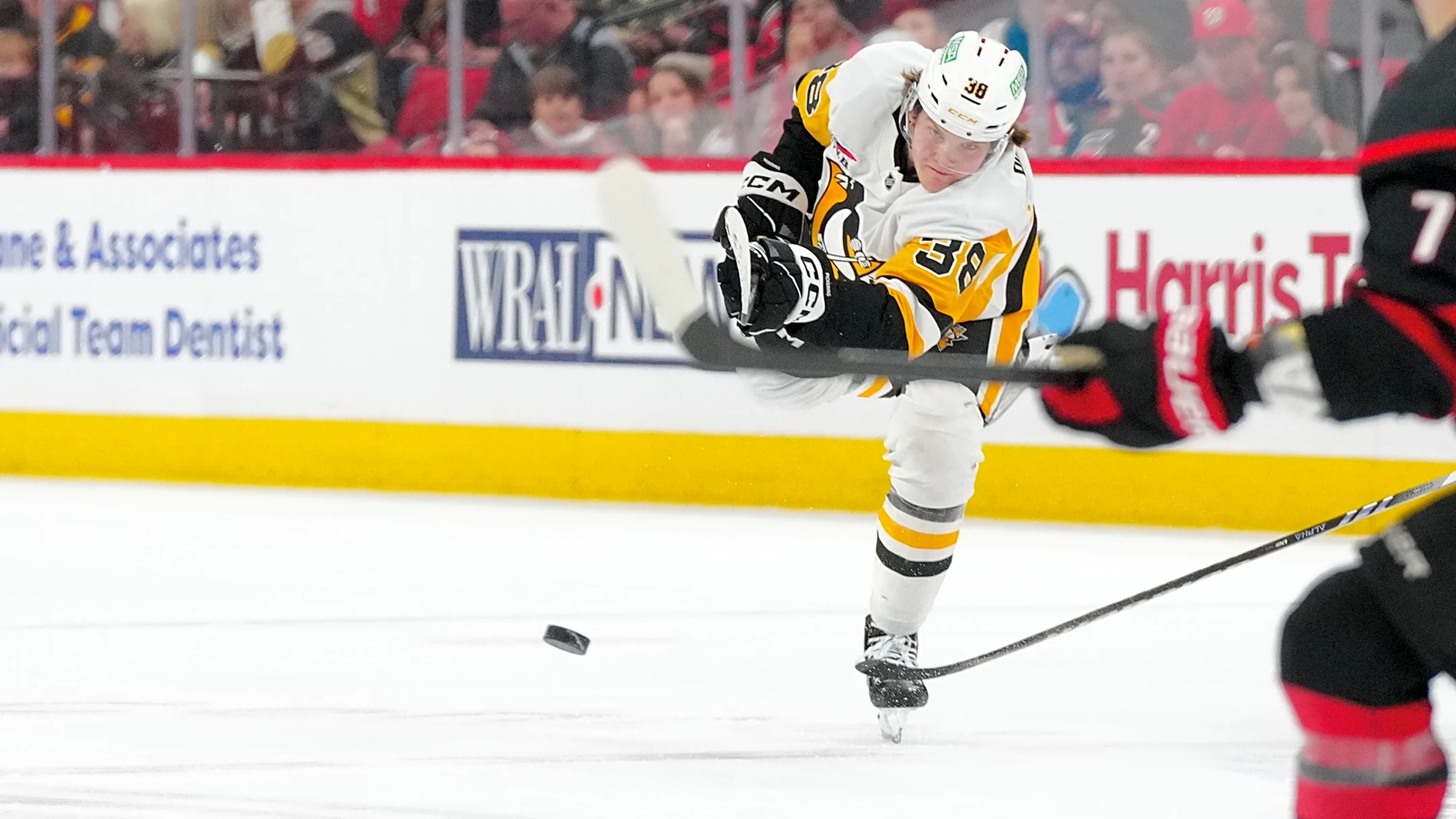 Penguins recall former first-round pick Owen Pickering