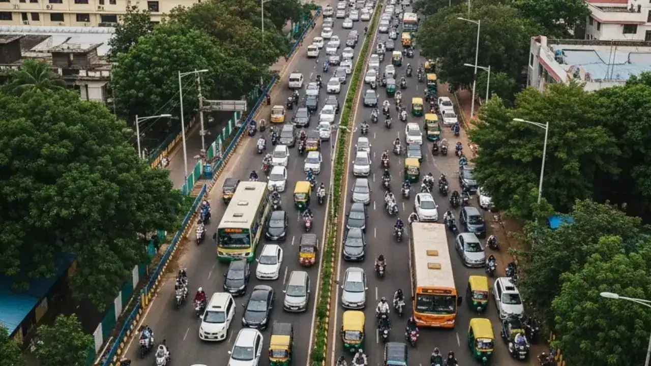 Traffic Returns to Bengaluru: People Flood Back to City Post-Diwali | Check Areas to Avoid