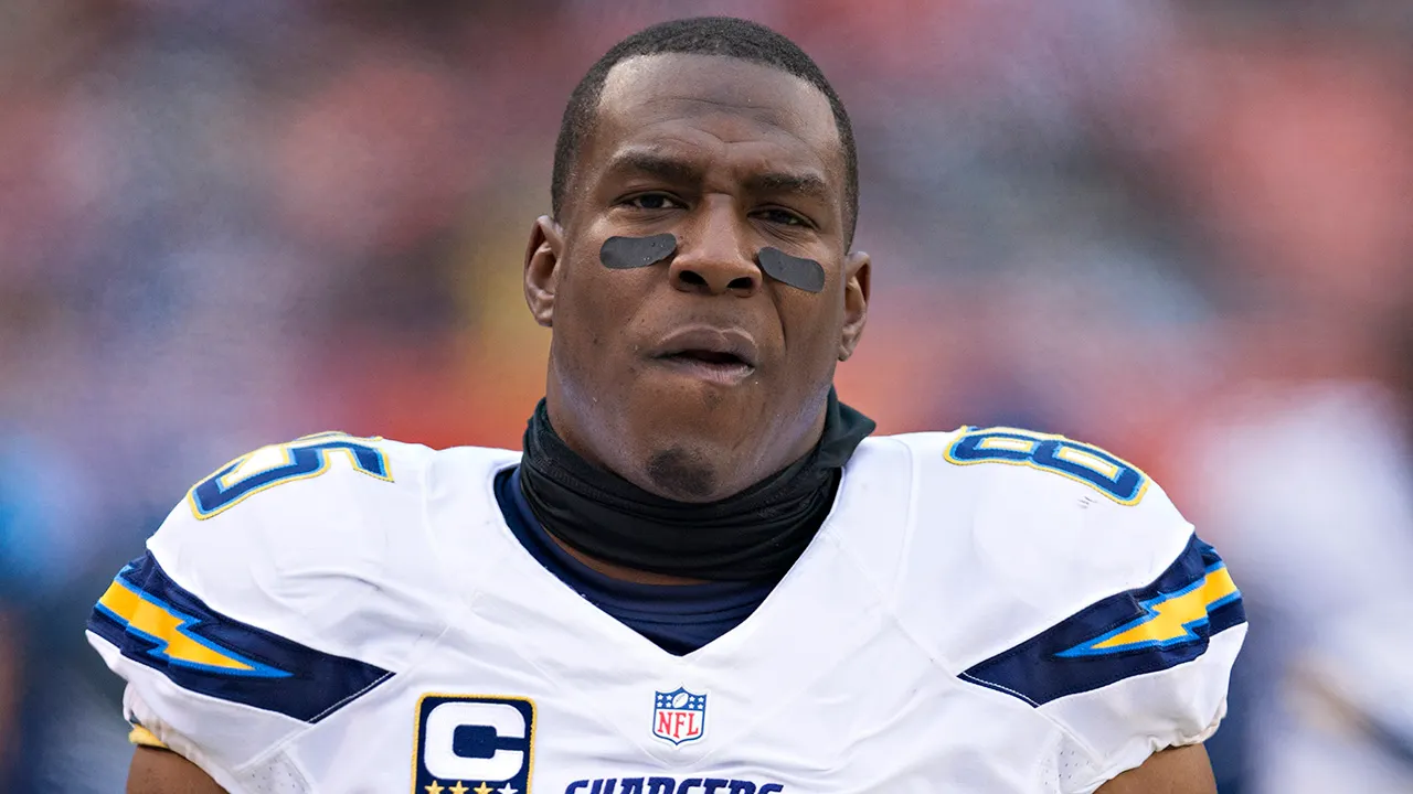 Retired NFL star Antonio Gates refutes reports linking him to rigged poker games