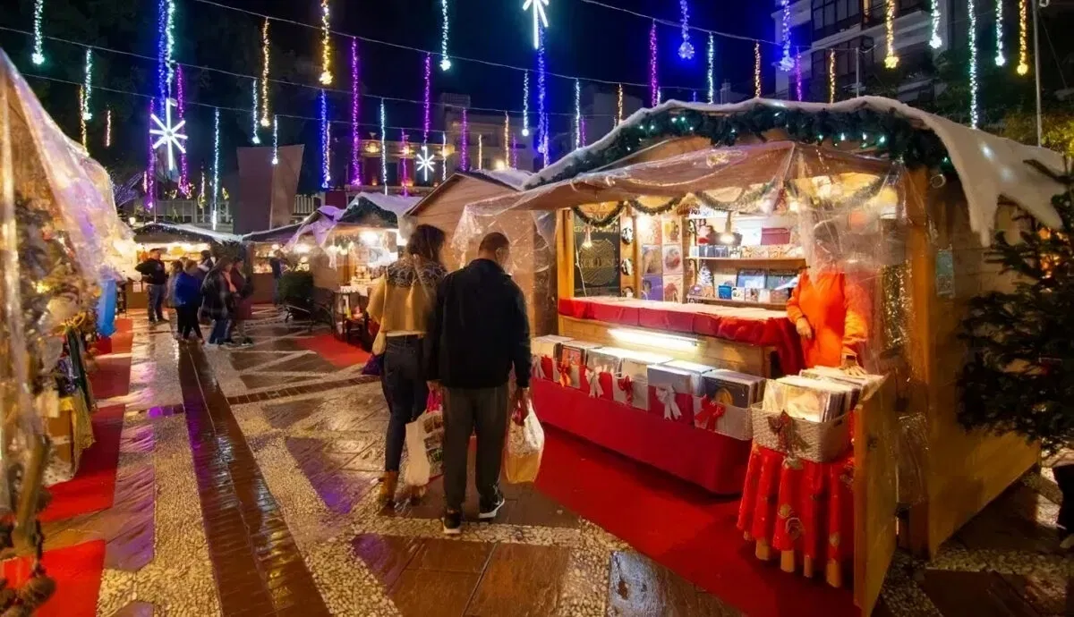 Fuengirola Christmas Market 2025: Dates, application details, and festive highlights in Plaza de la Constitucion