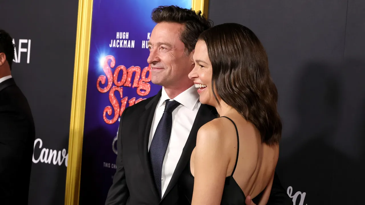 Hugh Jackman, Sutton Foster make romance red carpet official months after actor's divorce from longtime wife
