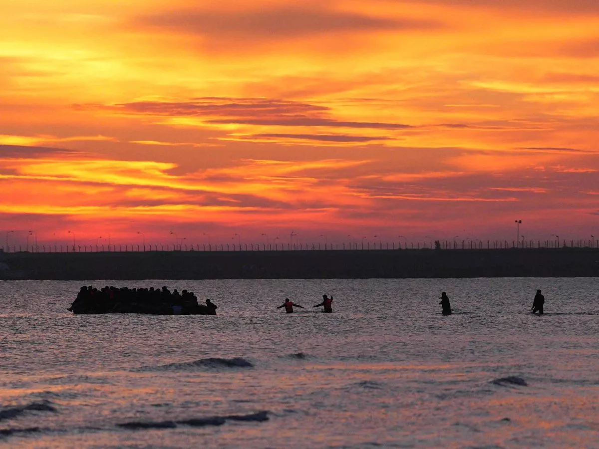 Asylum seekers to be moved into barracks in plans to end hotel use