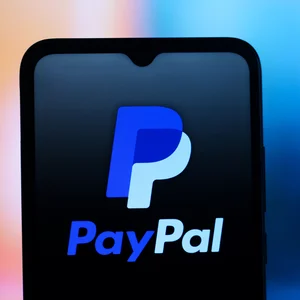 PayPal lanzará una función de billetera digital dentro de ChatGPT, haciendo que las acciones se disparen un 14%.