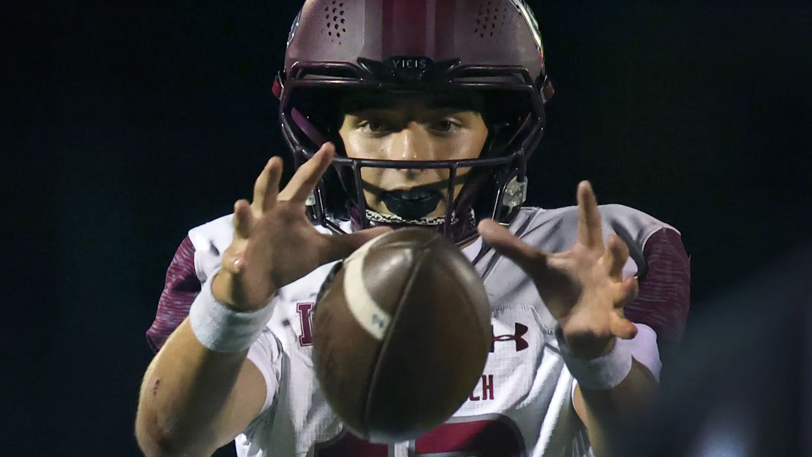 Albano’s football blitz: Surprise performers rise as playoff races heat up