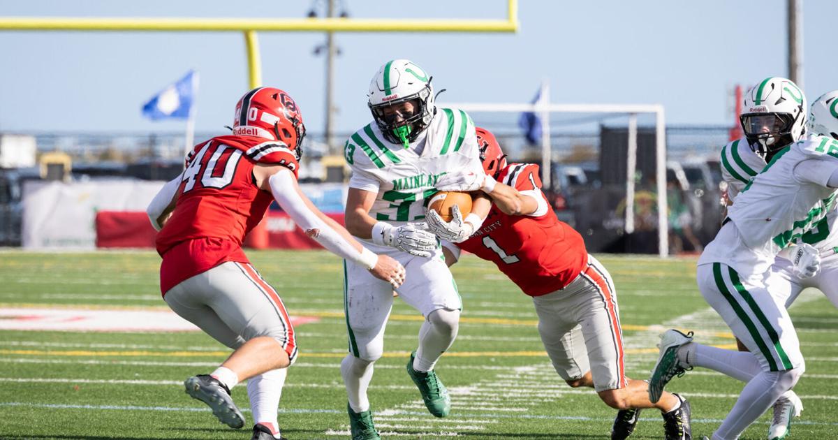 High school football preview: Mainland and Ocean City renew rivalry in postseason