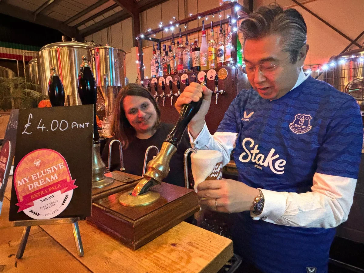 Japanese ambassador praises scouse dish as ‘boss scran’ during Liverpool trip