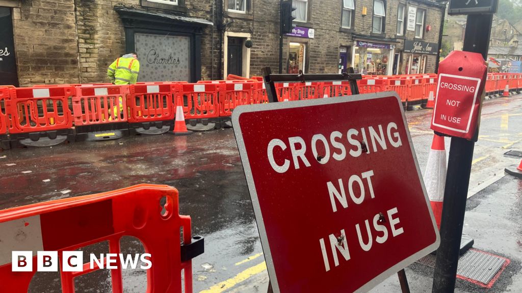 Last of the Summer Wine town ruined by roadworks