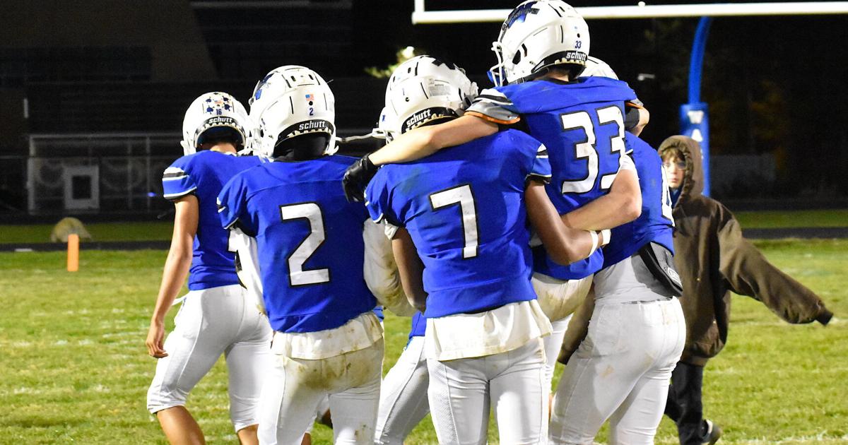 Kolodkin's Corner: Home stretch for Hoosac, Lee and Wahconah football