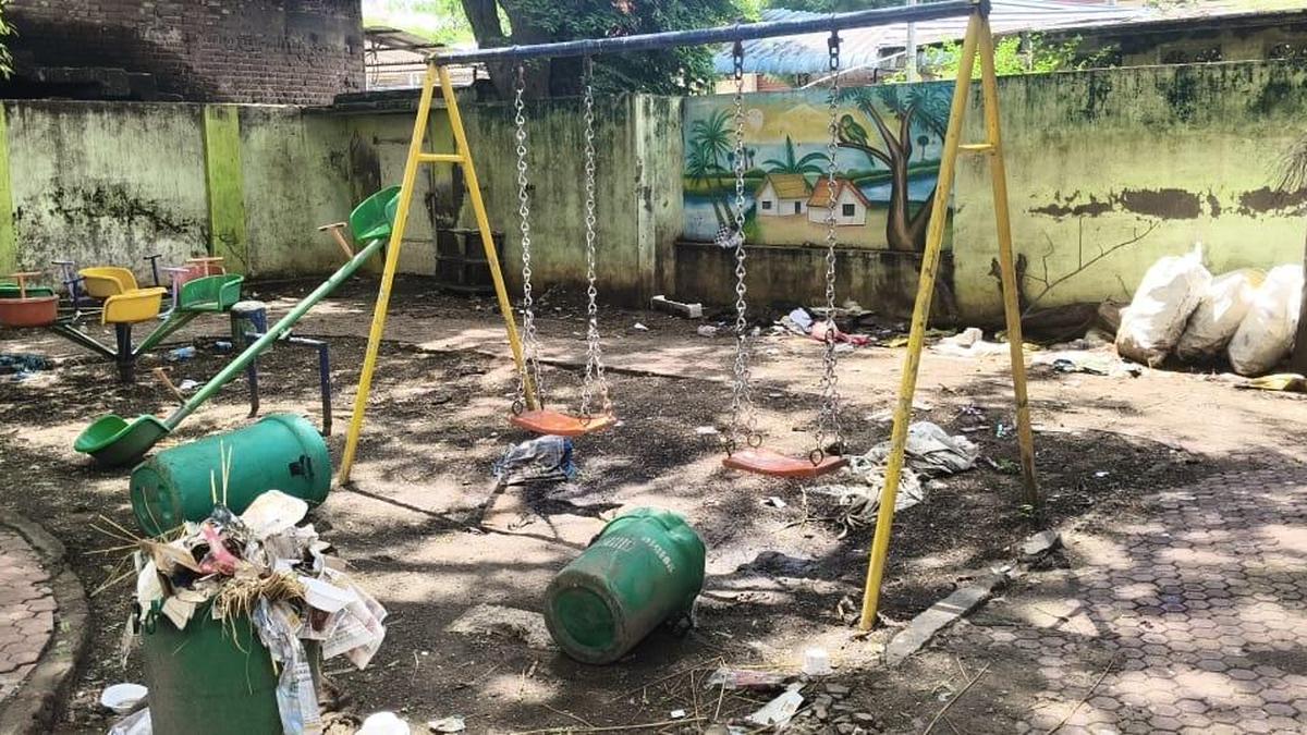 Children’s park in Rajapalayam turned into garbage dumping spot