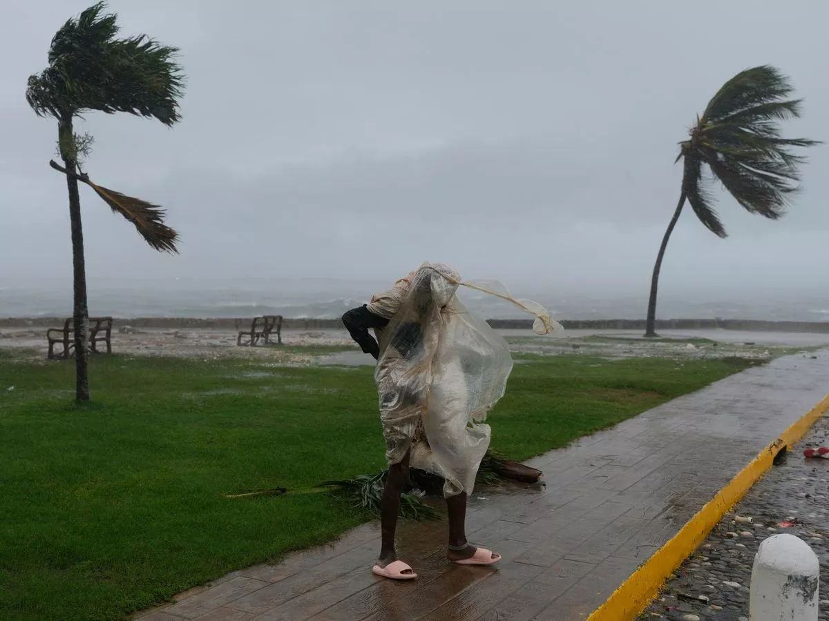 UK tourists locked down in Jamaica hotels say 'it's like a ghost town'