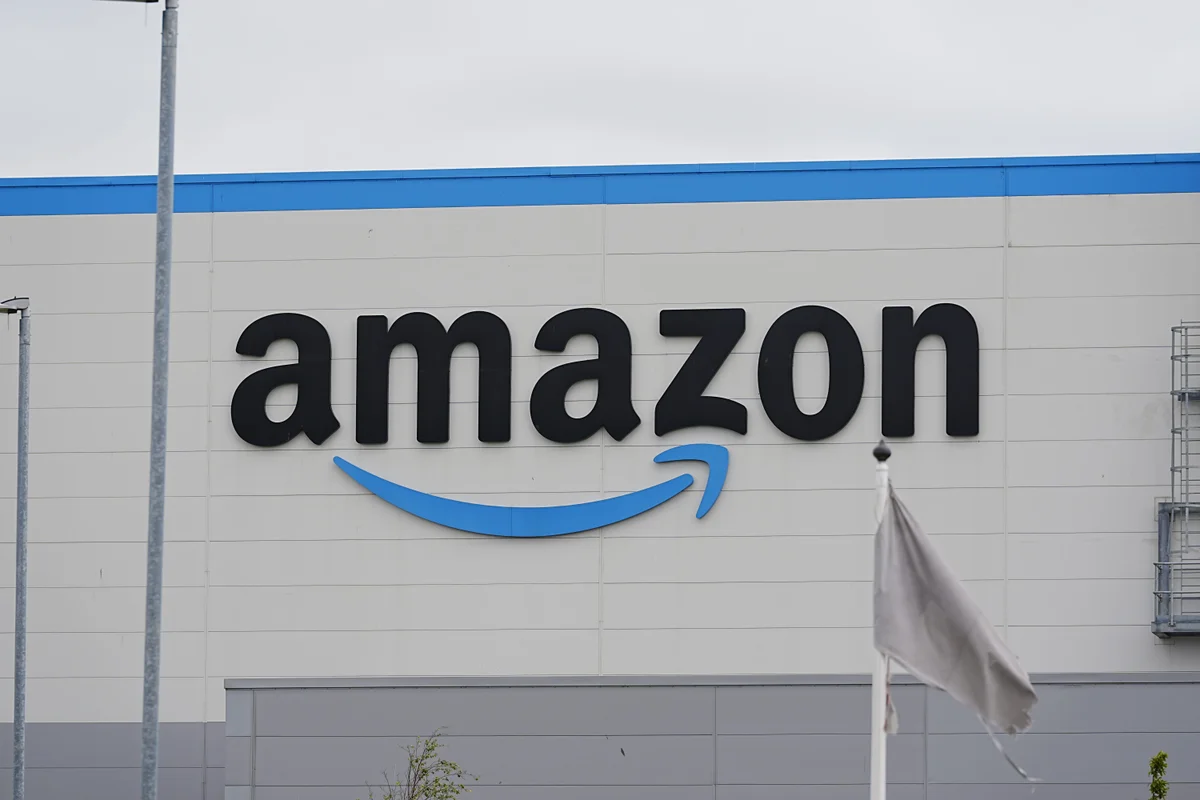 Amazon slashes 14,000 jobs in pivot to AI
