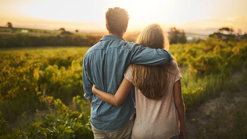 Why Australians are turning to alcohol and drugs — and the treatments that can help