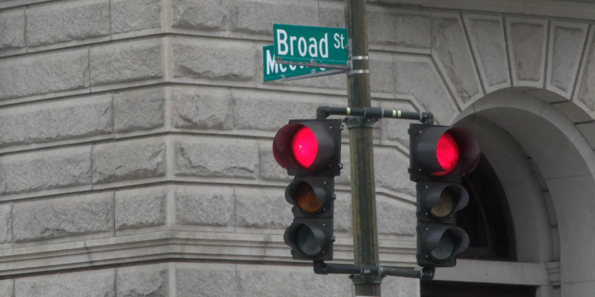 Charleston Co. leaders consider potential bus limits for certain downtown areas