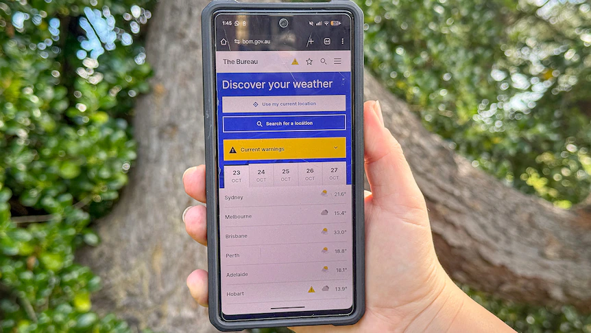 Bureau of Meteorology defends unpopular new weather website
