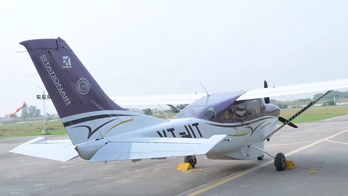 Delhi Prepares for ‘Artificial Rain’ in Burari, Cloud Seeding Plane Headed From Kanpur to National Capital (Watch Video)