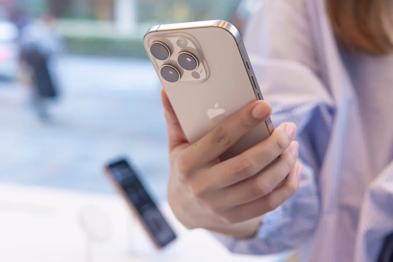 Apple iPhone 16 Pro Prices Slashed Further In New Sale