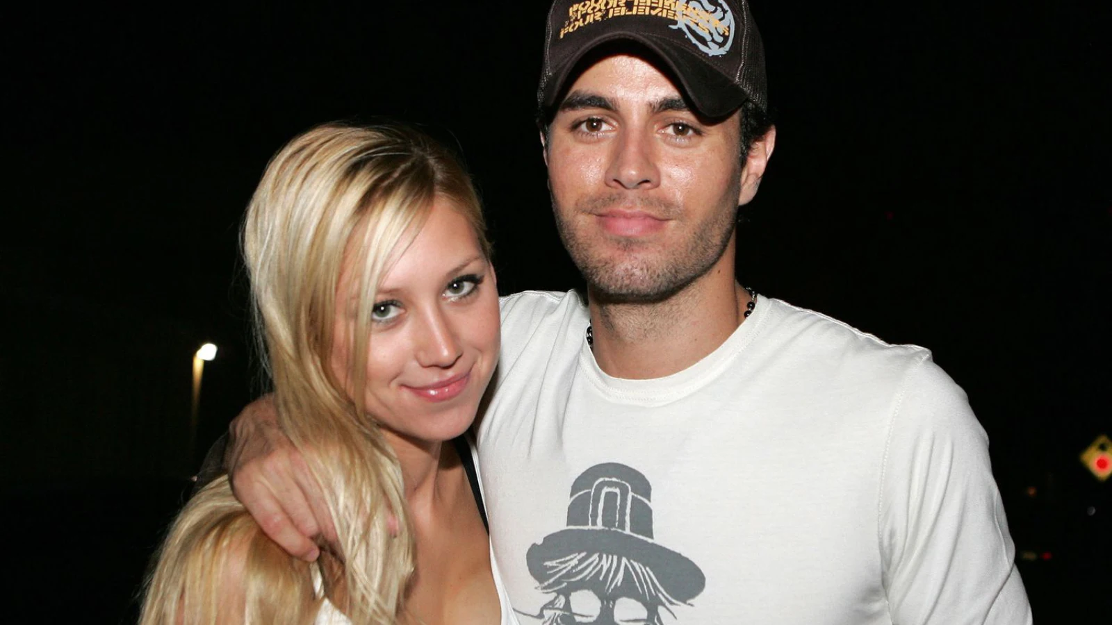 Inside Enrique Iglesias’ Quiet Life With Tennis Star Anna Kournikova