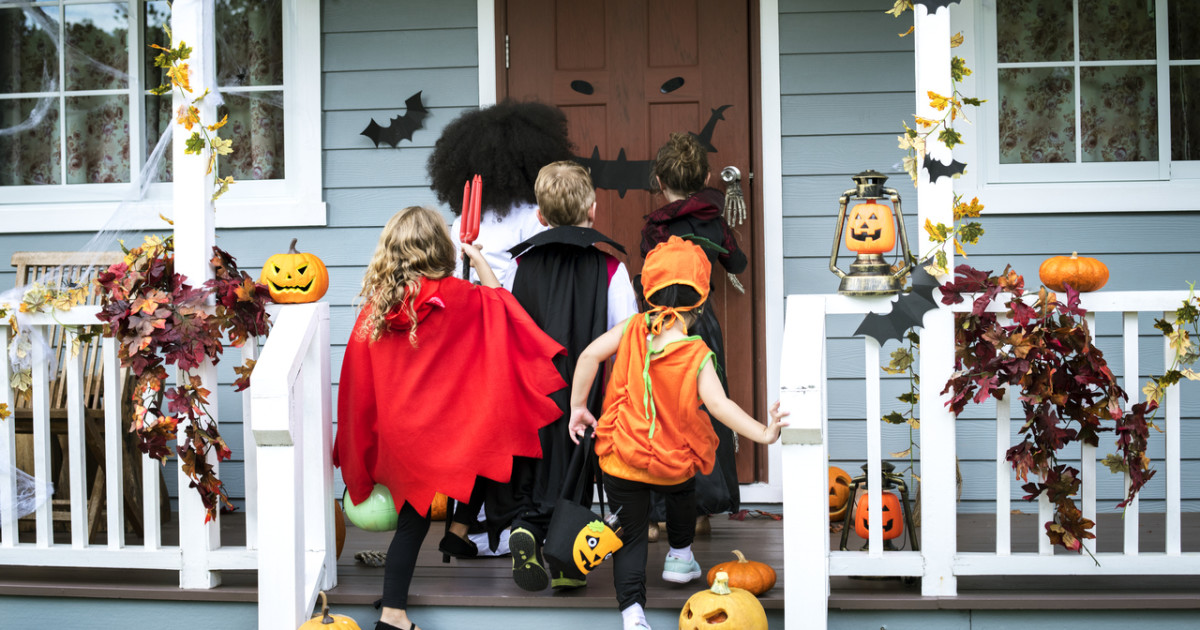 What Time Does Trick-Or-Treating Start in 2025? Times, Hours