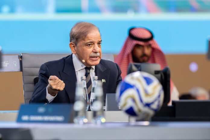 PM Shehbaz urges Global North–South synergy for climate resilience, shared prosperity