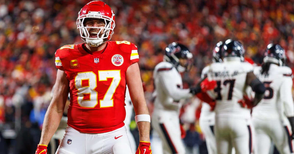 Travis Kelce Reacts to Breaking Historic Career Record