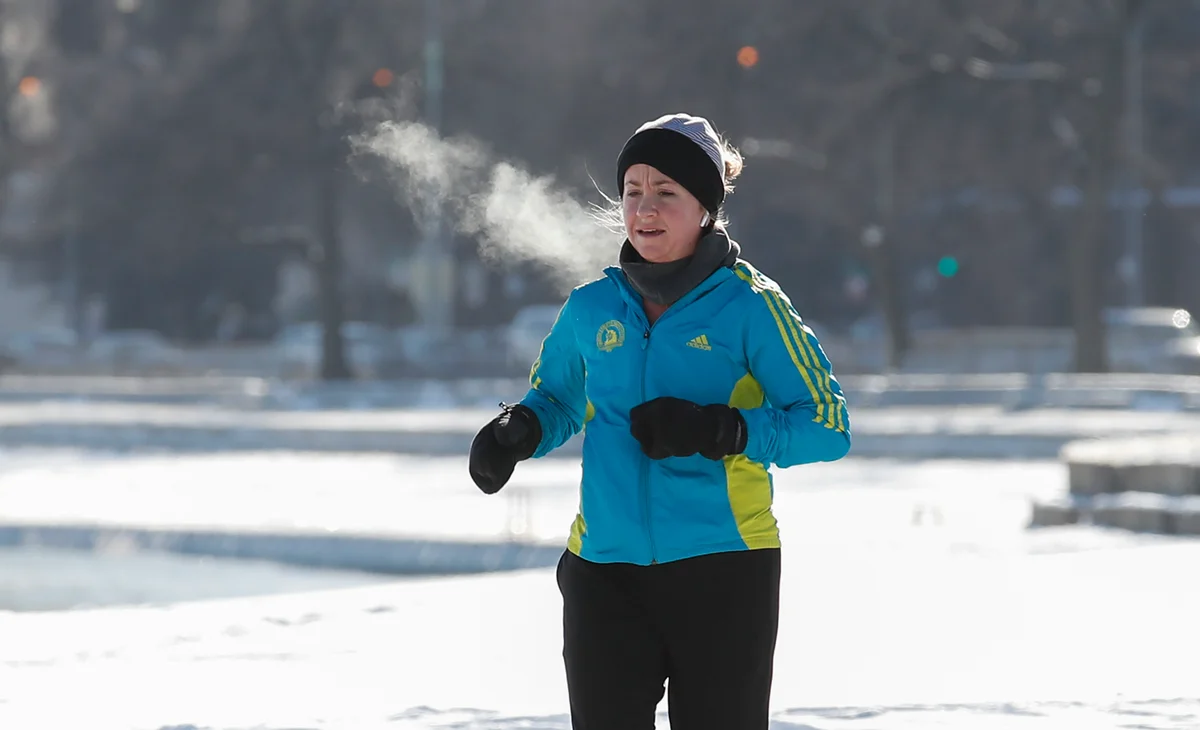 Experts advise you do this during your cold weather workout