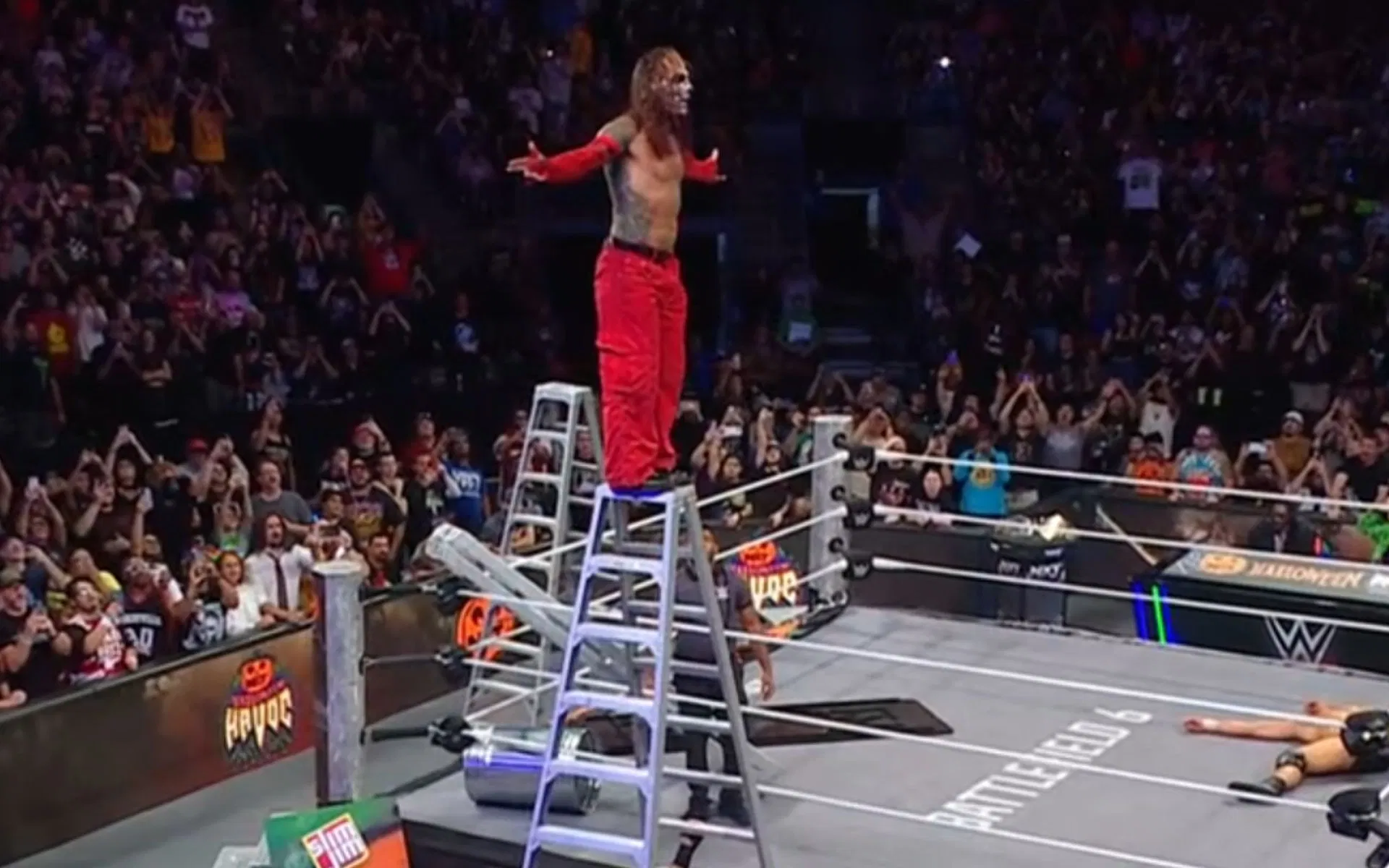 [WATCH] Jeff Hardy performs another death-defying stunt at the age of 48 at Halloween Havoc 2025