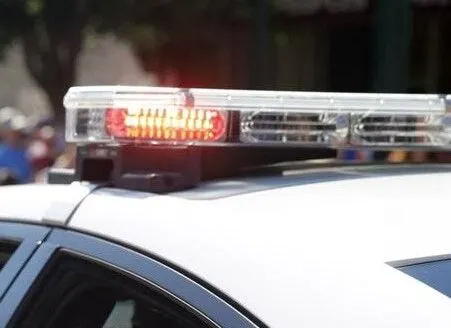 Nashville IN man dead, Bloomington firefighter hurt in head-on crash on I-69