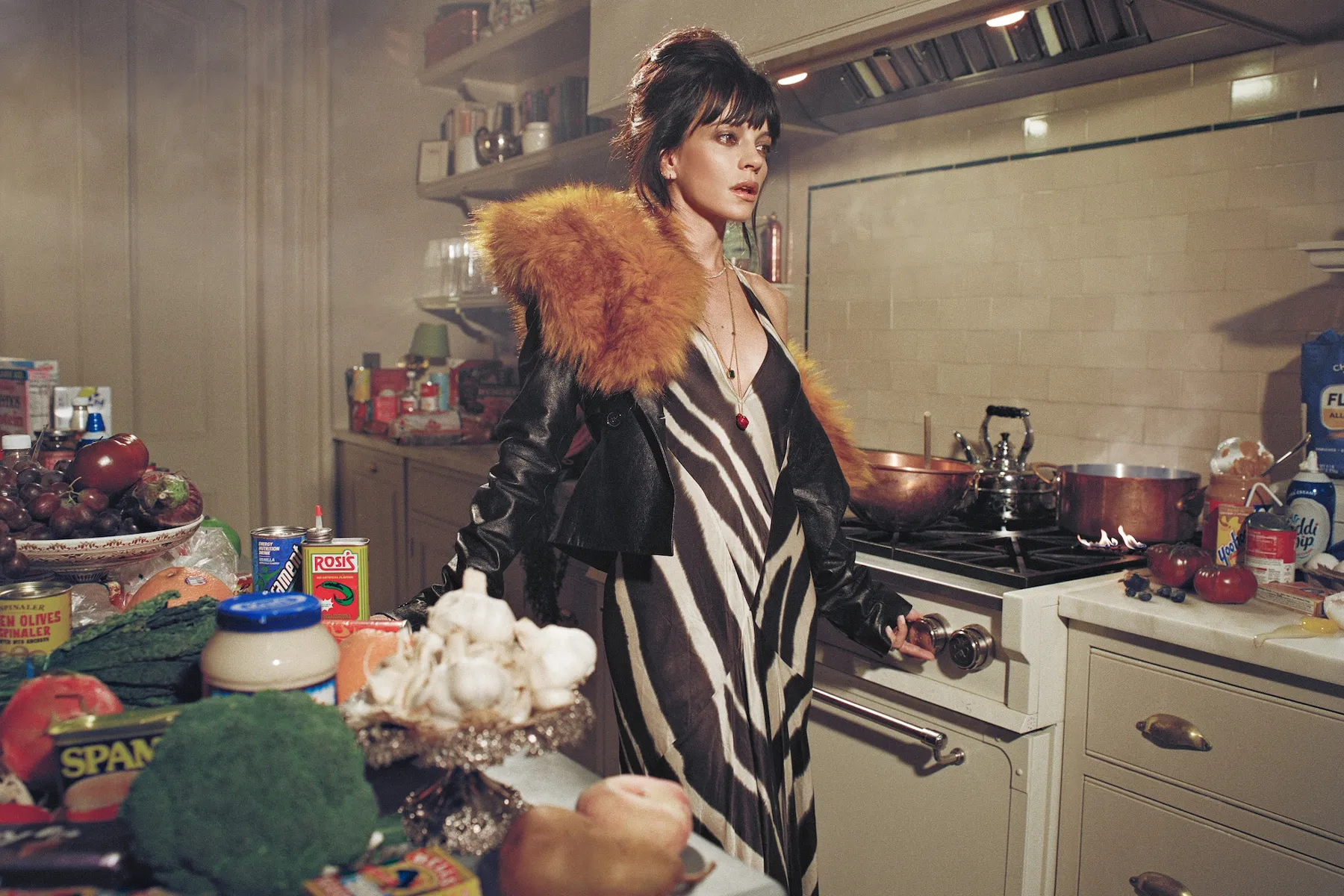 Lily Allen Turns a Painful Marriage Into a Powerful Album