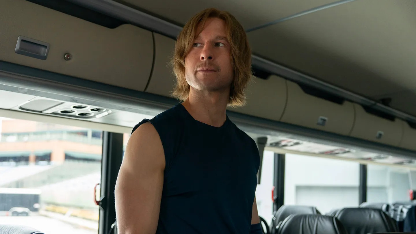 Glen Powell, Cast Explain Cliffhanger