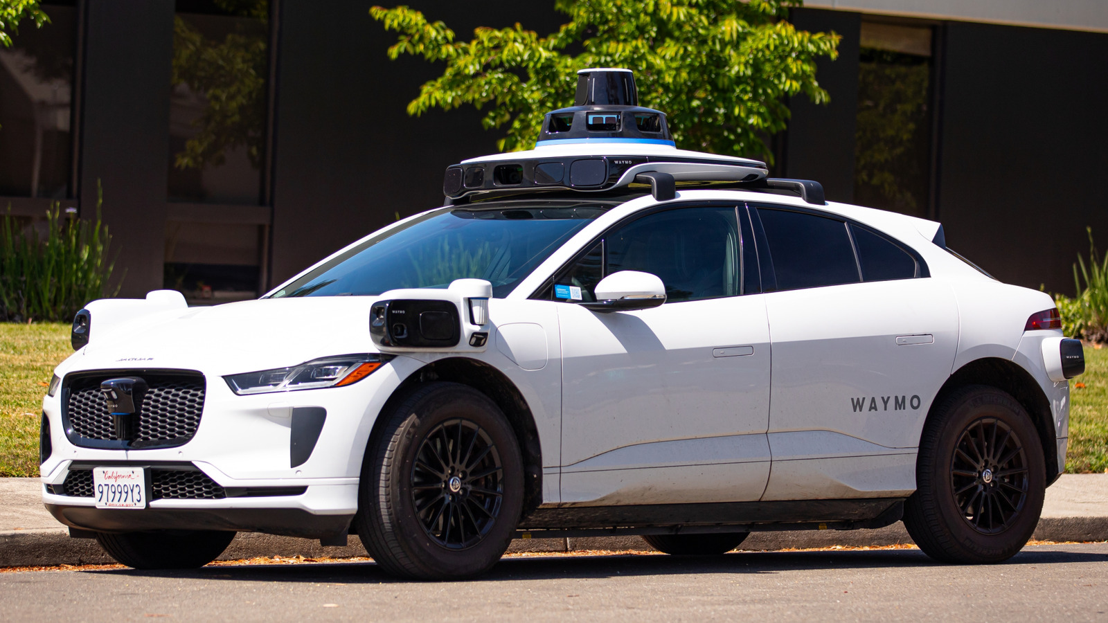 Waymo's Next Big Test Is Coming: Self-Driving Taxis In The Snow