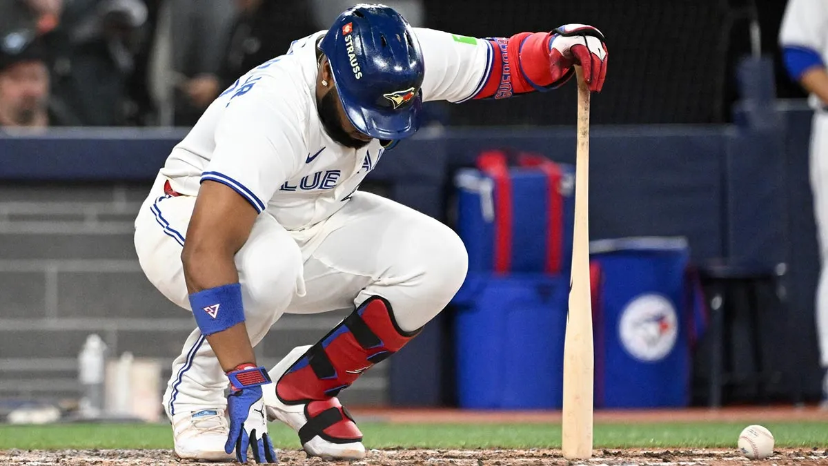 Blue Jays fans in shock after Yoshinobu Yamamoto dominated World Series Game 2