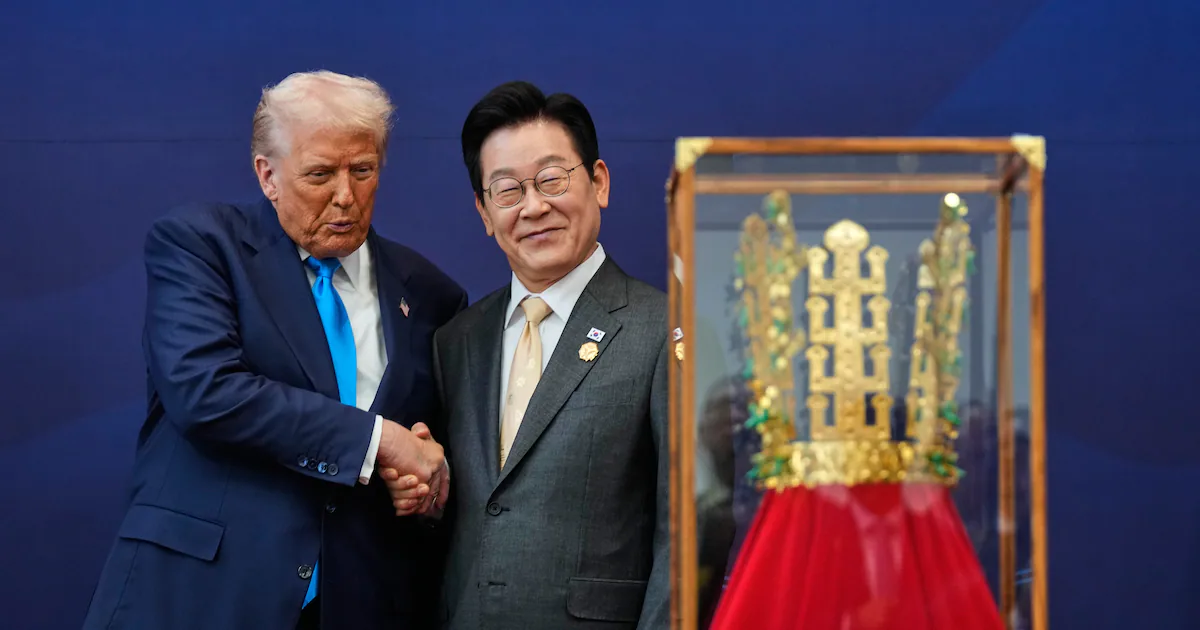 Trump to wrap up lavish Asia trip by meeting with President Xi