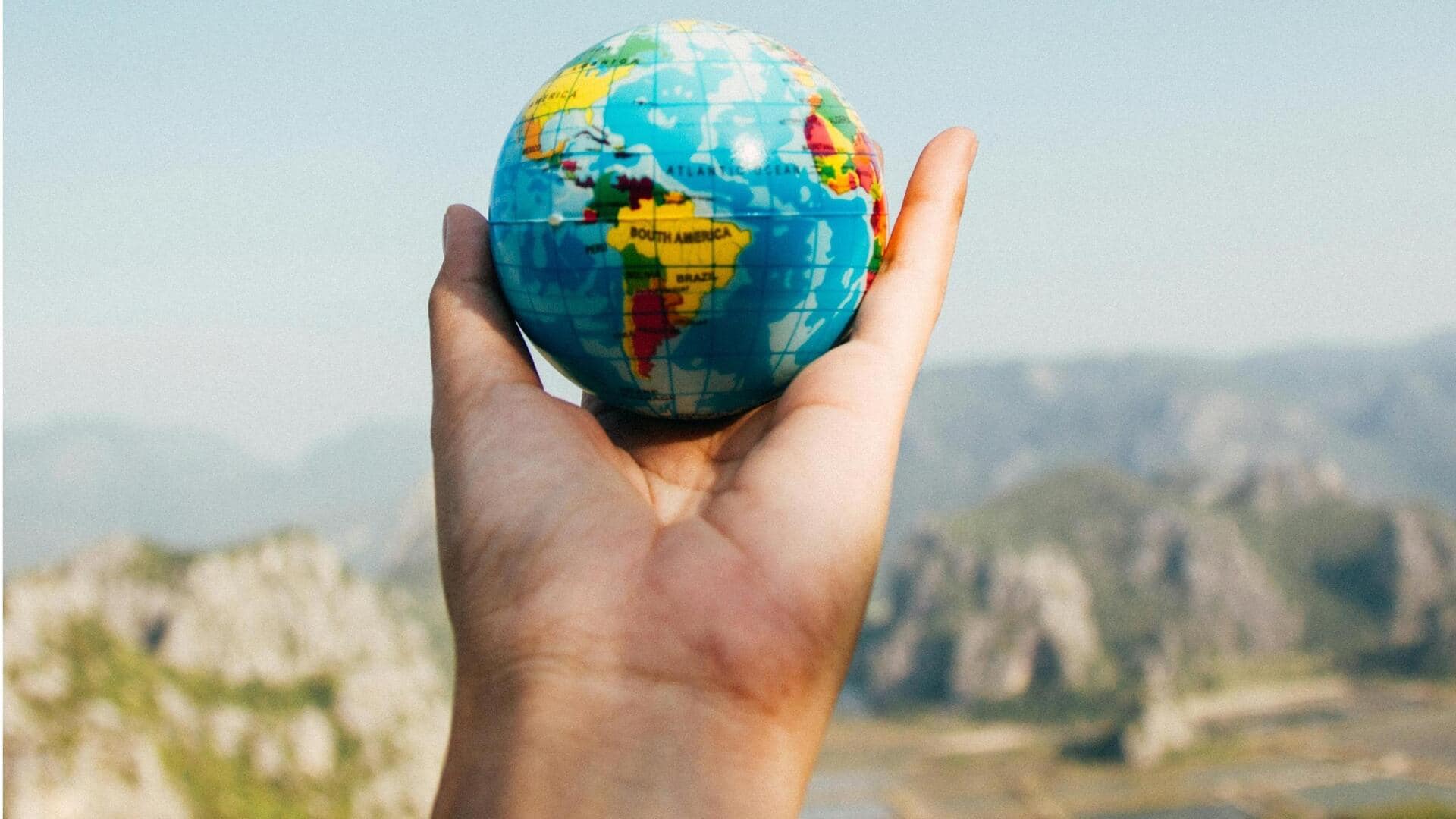 Explore new places on a budget: 5 practical tips and tricks