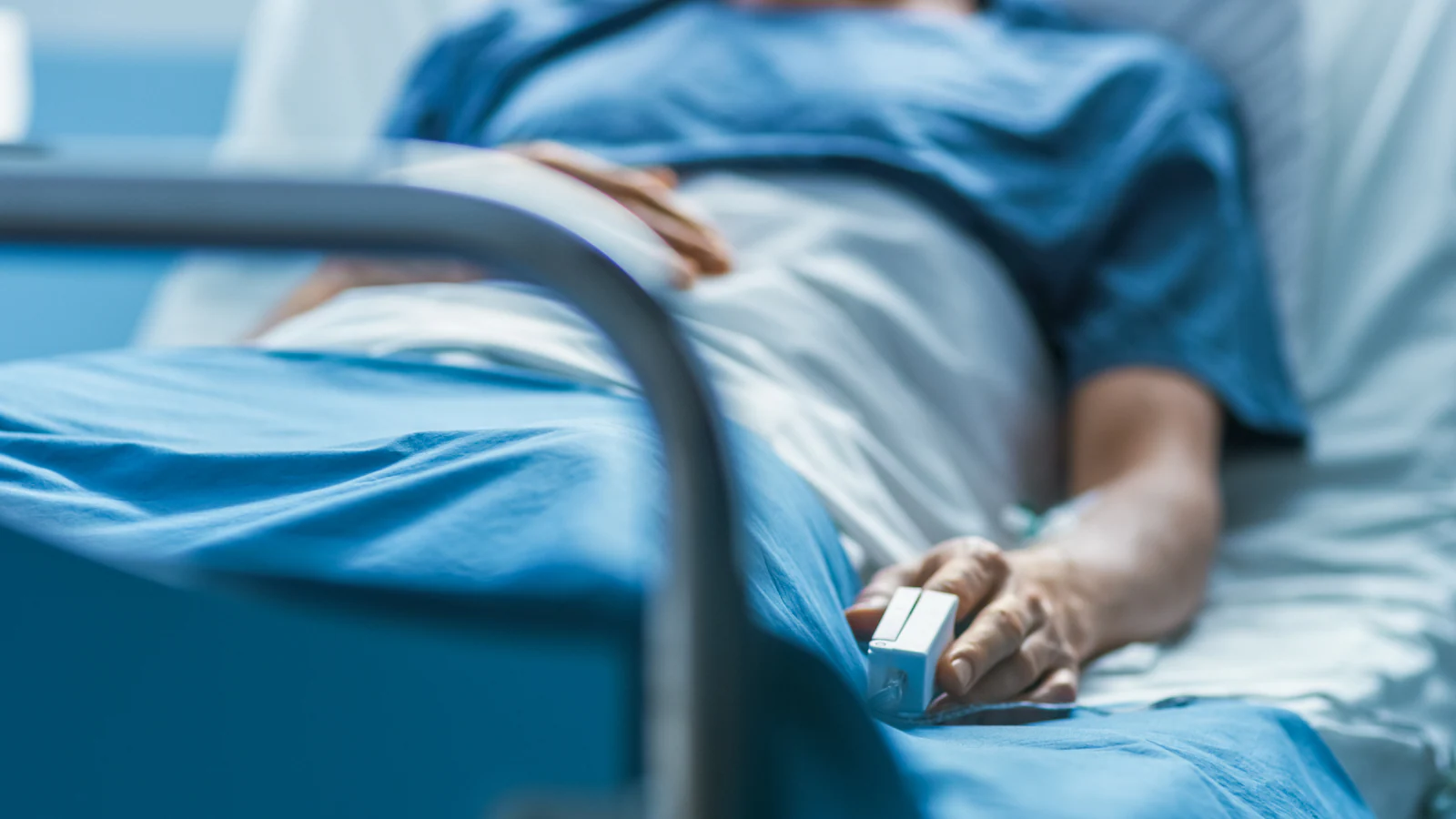 Woman Fights For Life After Tummy Tuck Leads To Septic Shock, Organ Failure: ‘I Should Have Died’