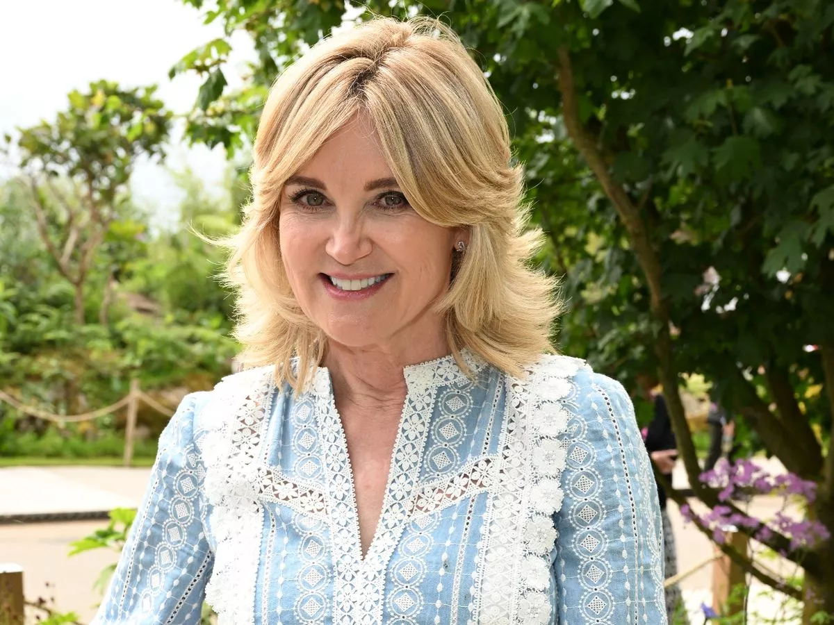 Anthea Turner says she broke down in front of GP in moving menopause admission