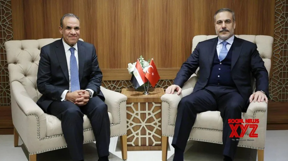 Egyptian, Turkish FMs discuss Gaza ceasefire, reconstruction efforts