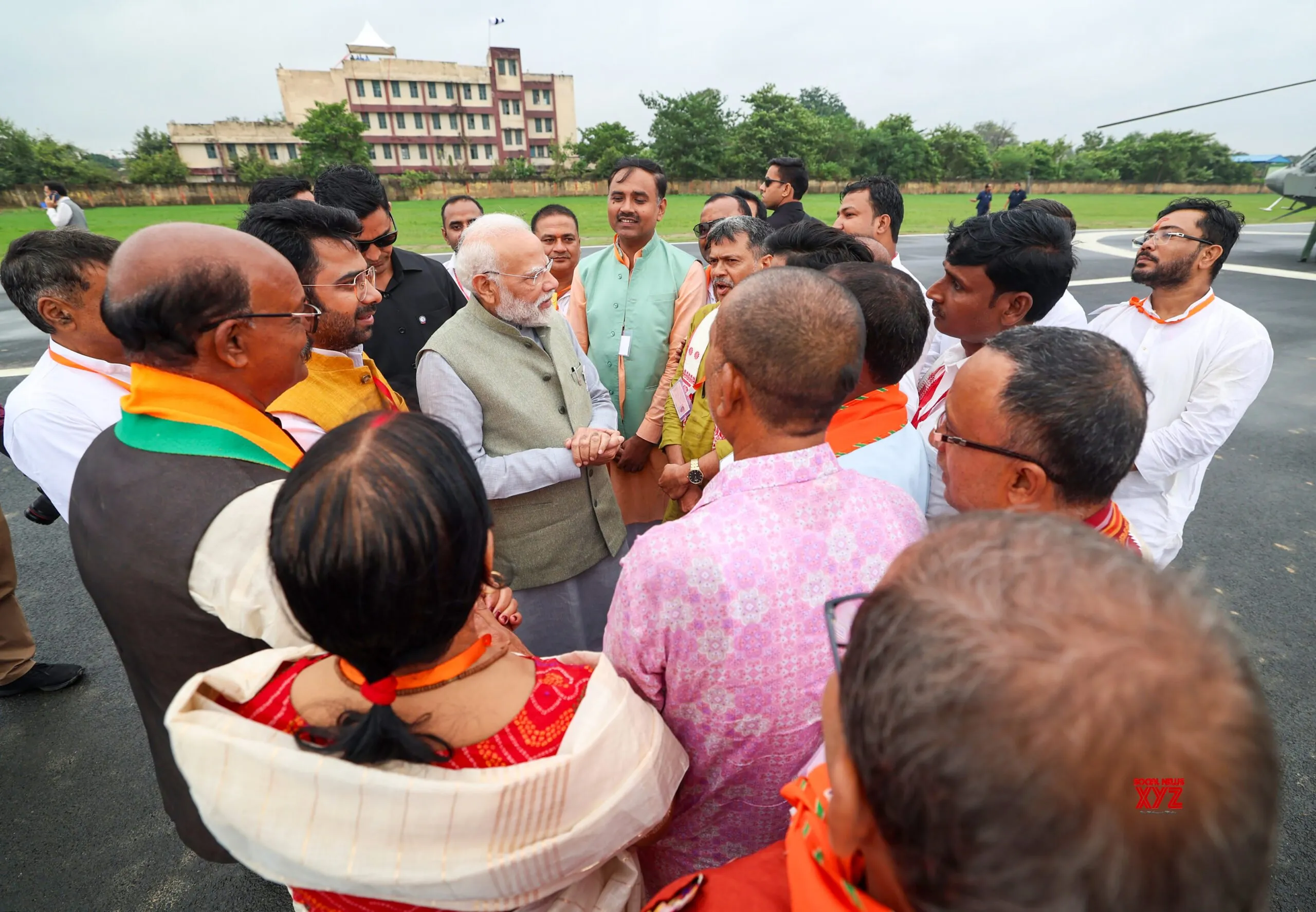 PM Modi Interacts with BJP Workers #Gallery