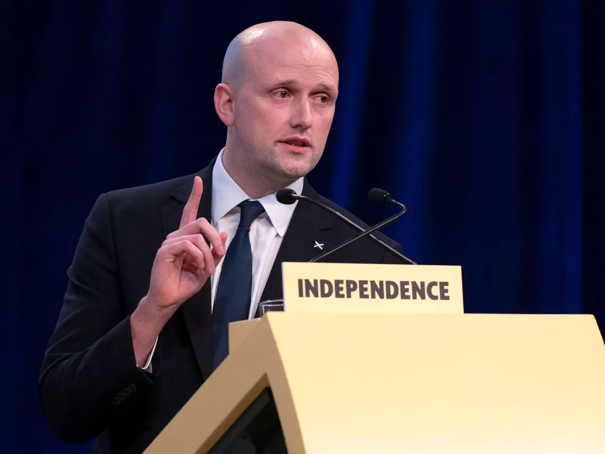 Stephen Flynn talks down chances of becoming First Minister due to family life balance