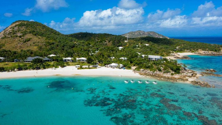 Cruise ship crew to be questioned over death of passenger left on island