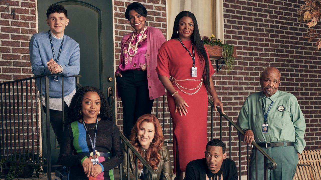 Abbott Elementary Star Had On-Brand Response To Eagles QB Jalen Hurts' A+ Halloween Costume