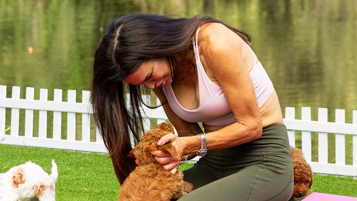 The Golden Bachelor star raises eyebrows with bizarre act during puppy yoga date