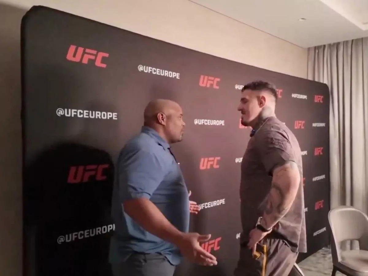 UFC legend upset after Tom Aspinall leaked private chat