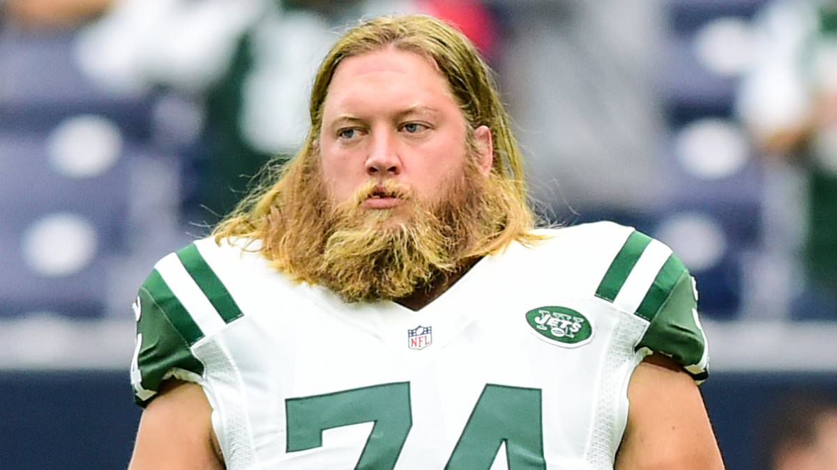 Jason Kelce insists Nick Mangold was '10 times the player I was' in glowing tribute to Jets legend after death at 41