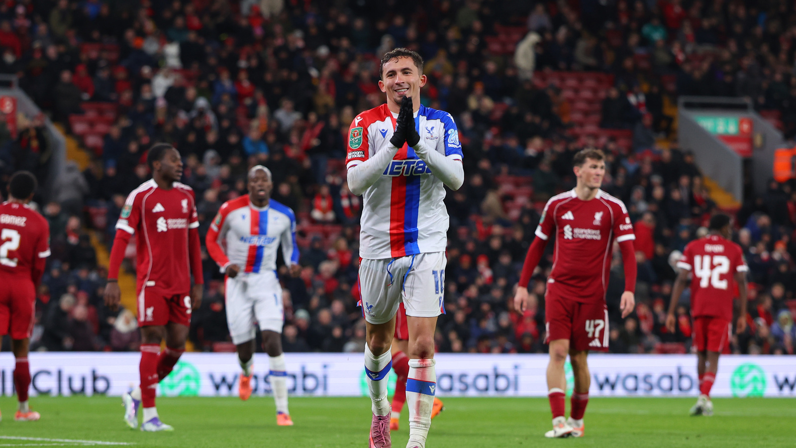 ‘Not in a great position’ - Negotiations over major new Liverpool contract have been ‘put on hold’