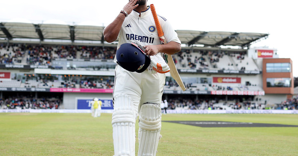 "A phoenix who rose from ashes": Navjot Singh Sidhu lauds Rishabh Pant's fearless comeback