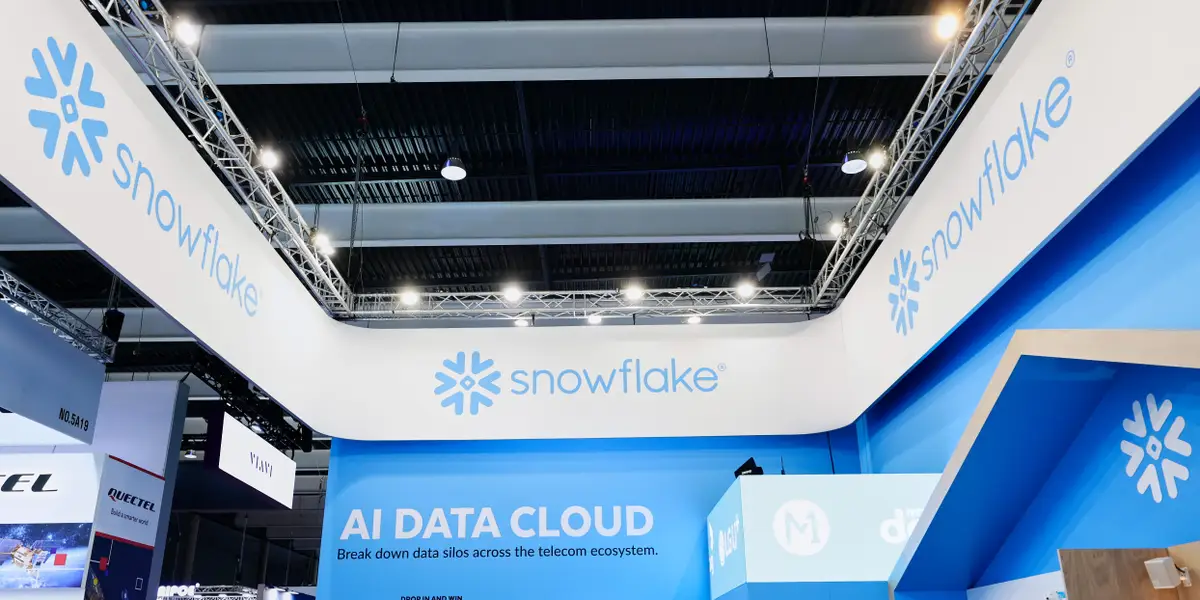 An Influencer's Interview With Snowflake's CRO Triggered an 8K Filing