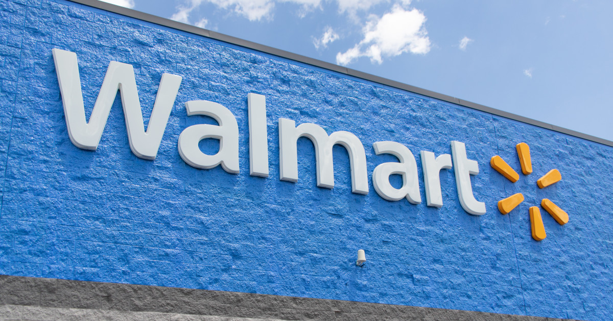 Walmart’s Seenda Wireless Karaoke Machine Is a Must-Have